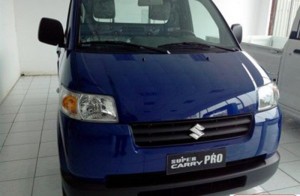 Xe tải suzuki carry pro 870kg xe màu xanh super mạnh mẽ có máy lạnh theo xe!