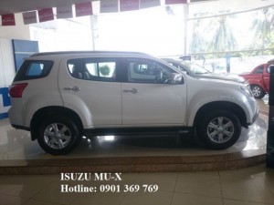 Gía xe Isuzu Mux 2017, tặng ngay 20 triệu...