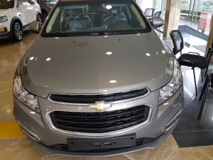 Chevrolet Cruze 2017 LT thu nhập khủng cùng...